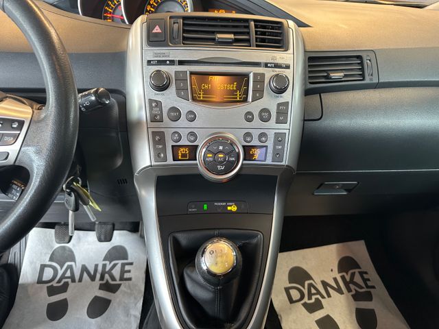 Toyota Verso  Edition