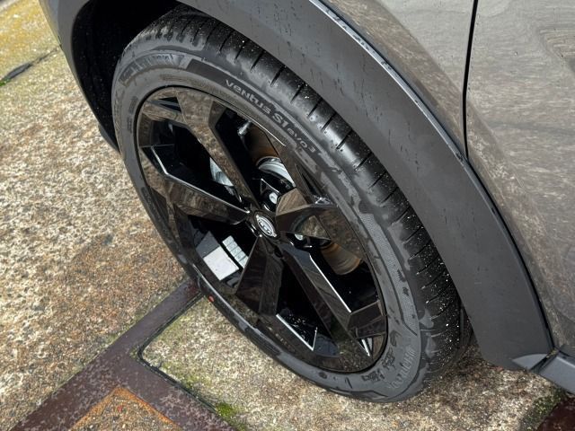 Fahrzeugabbildung Nissan Juke 1.6 Hybrid Tekna*TechoPack*19Zoll*Leder