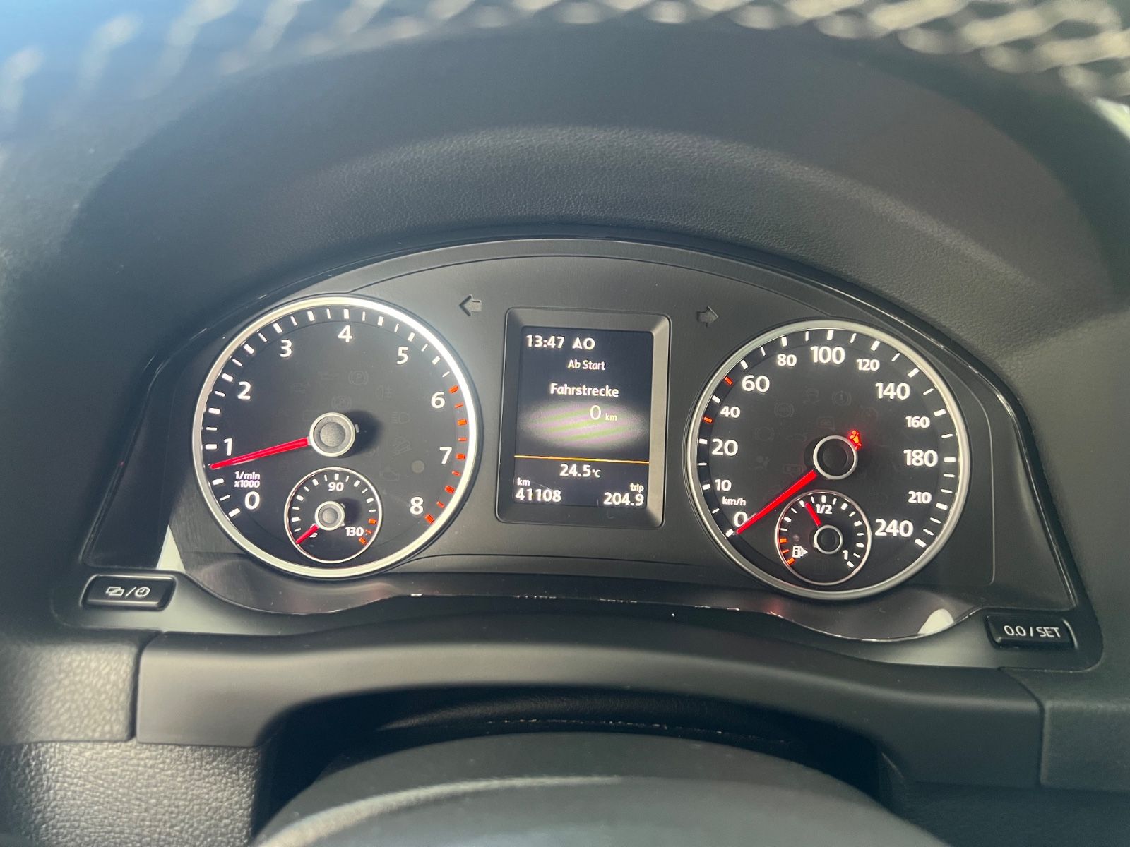 Fahrzeugabbildung Volkswagen Tiguan Lounge Sport & Style BMT * 1.HAND *