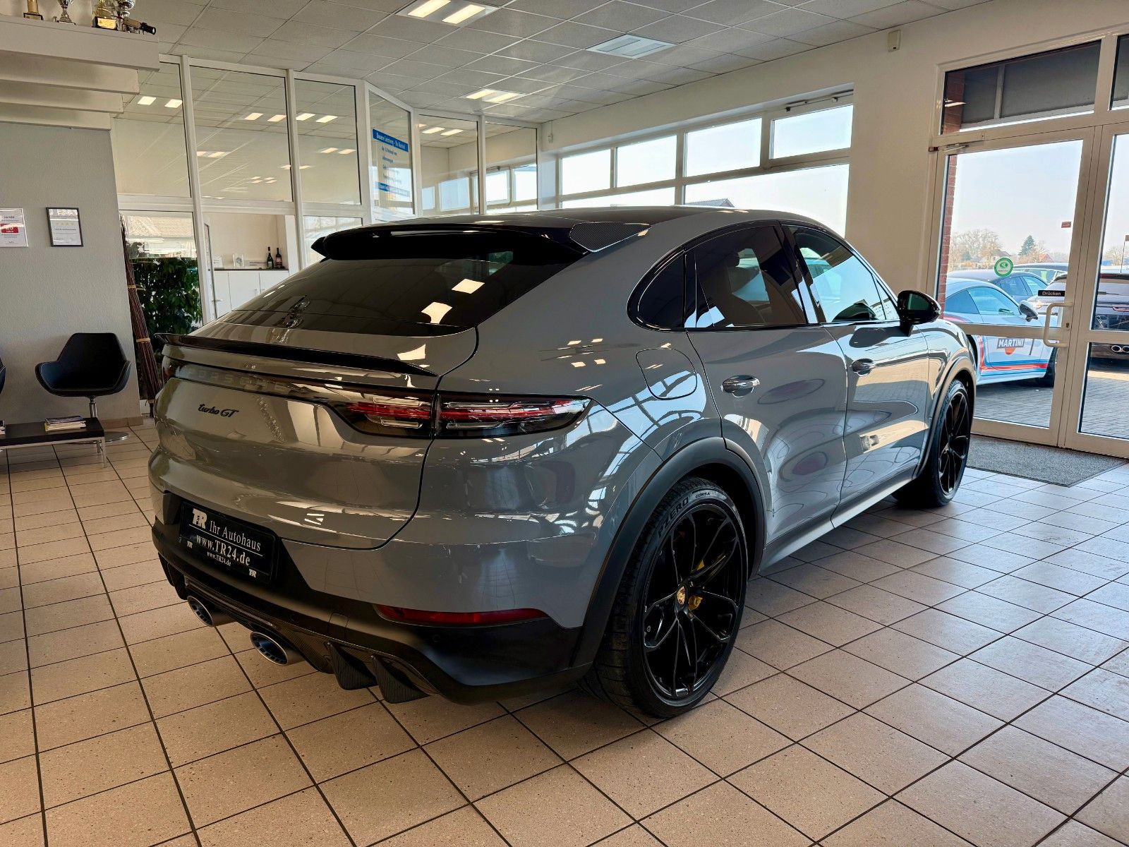 Fahrzeugabbildung Porsche Cayenne Turbo GT ACC / HeadUp / 22Zoll / Keyless