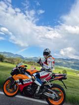 Honda SC57 Fireblade cbr 1000  Repsol Limited  - Angebote