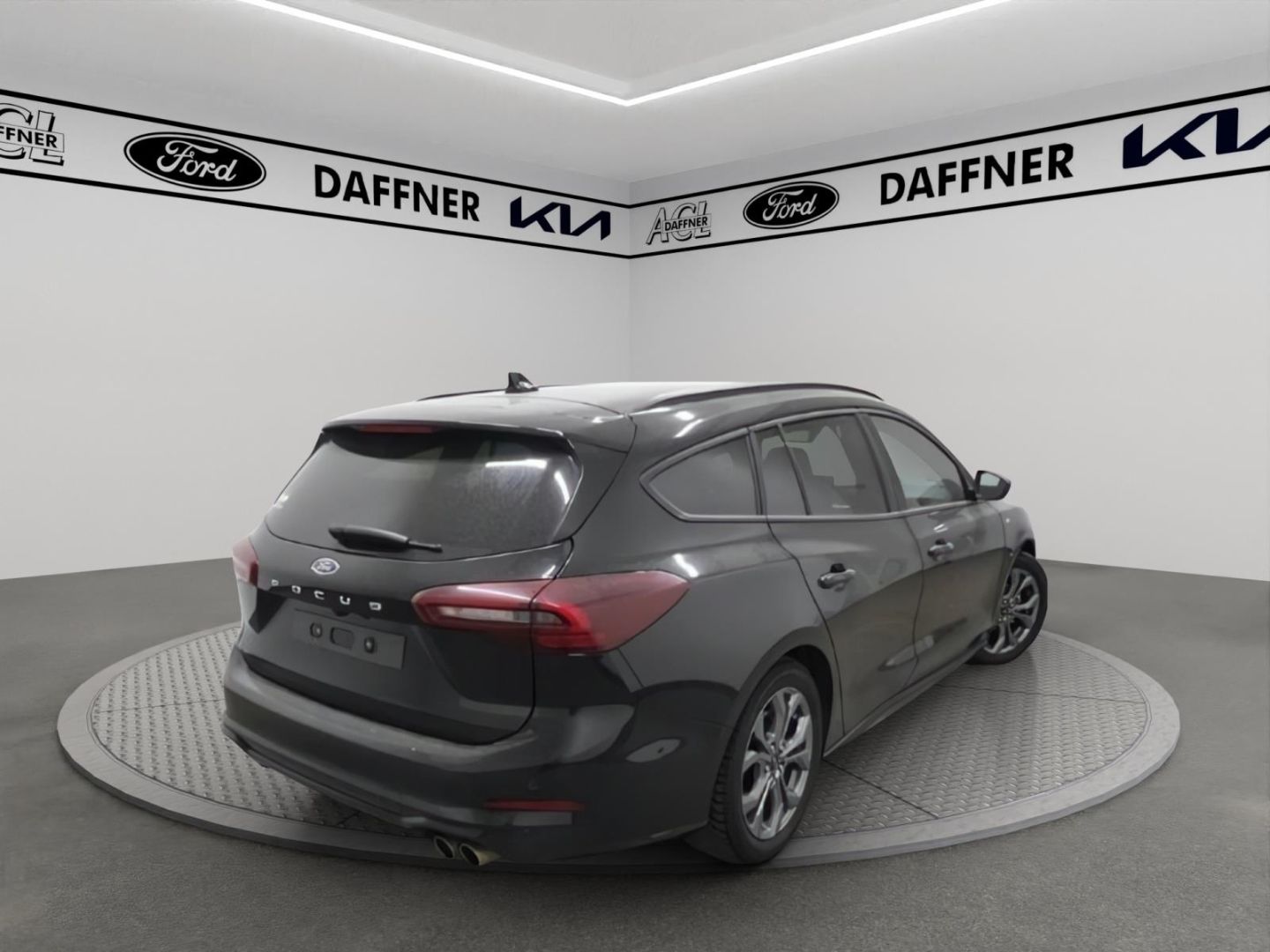 Fahrzeugabbildung Ford Focus Turnier ST-Line X Kamera VerkehrszeichERK