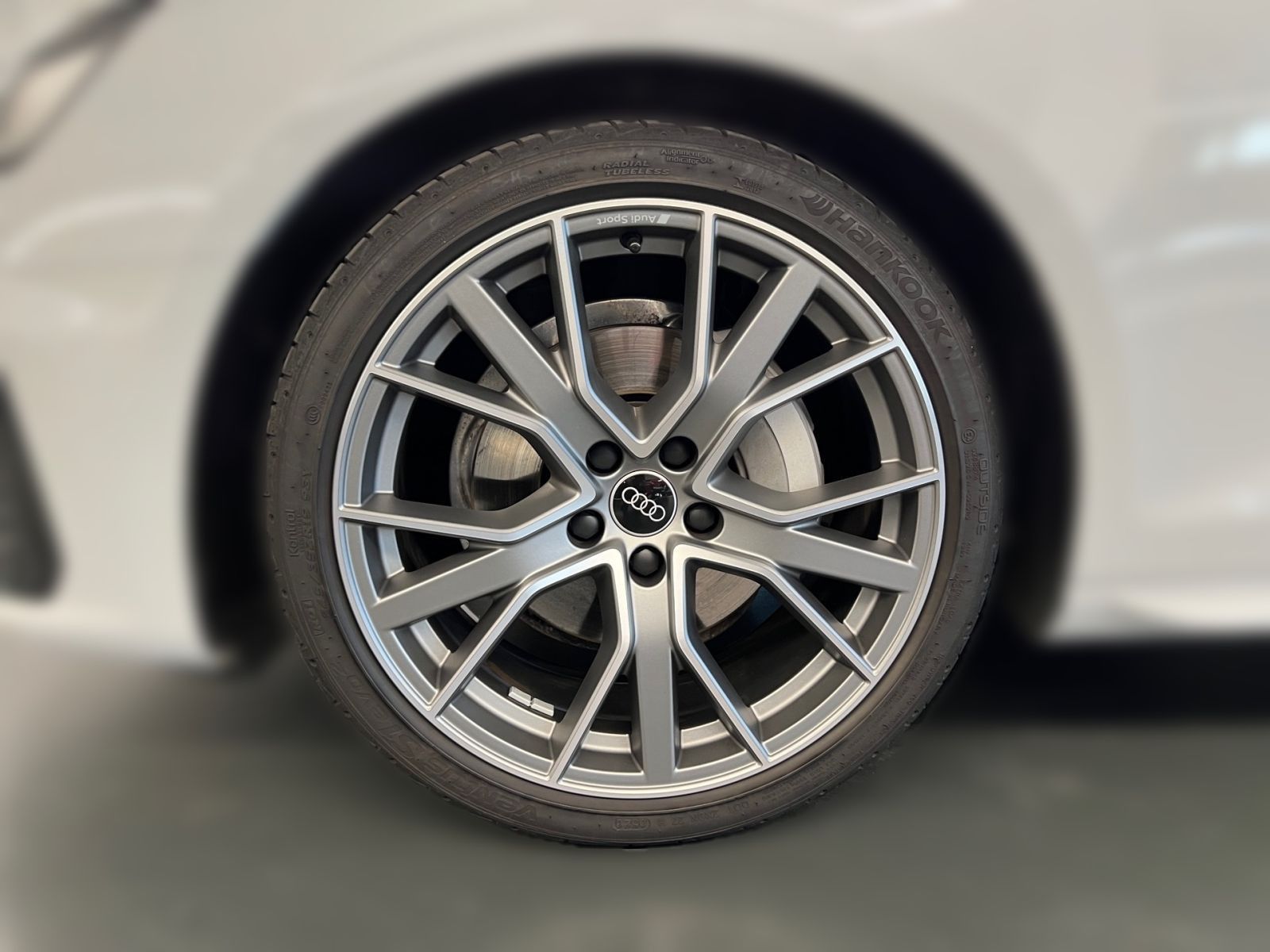 Audi A4 - Bild 3