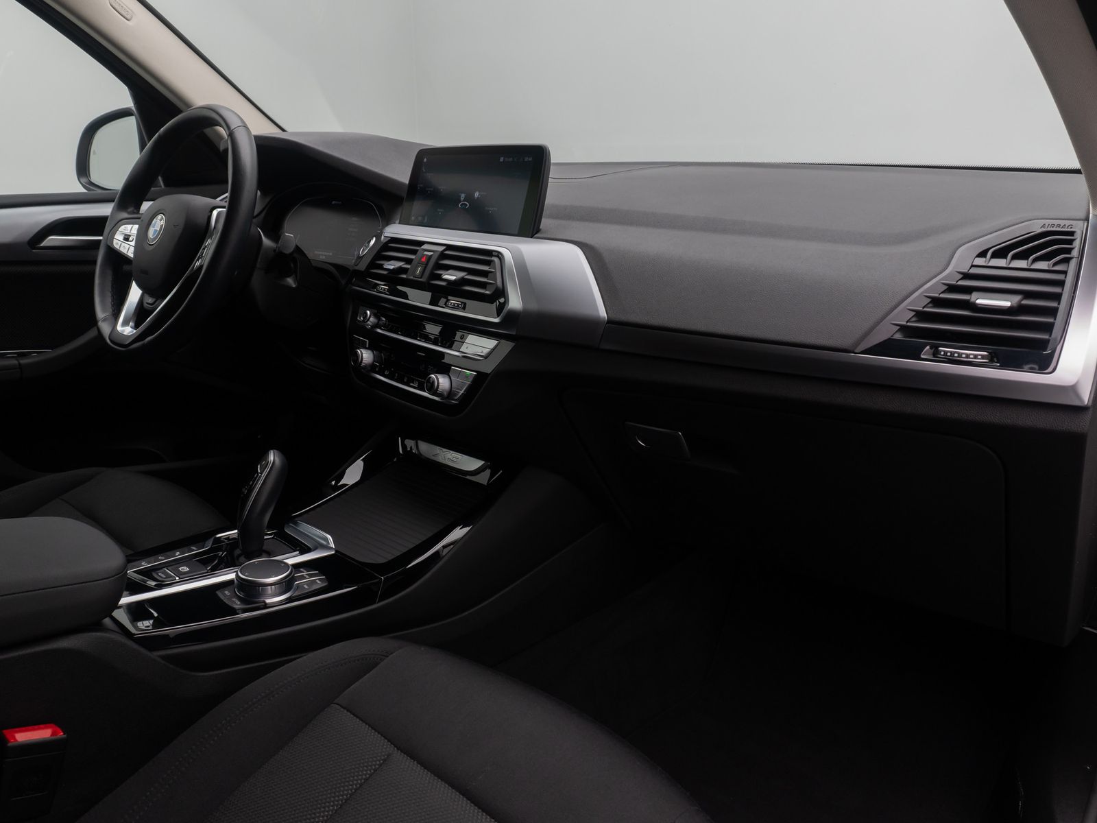 Fahrzeugabbildung BMW X3 xD30e ACC 360°FernlichtAss HiFi Alarm HUD DAB