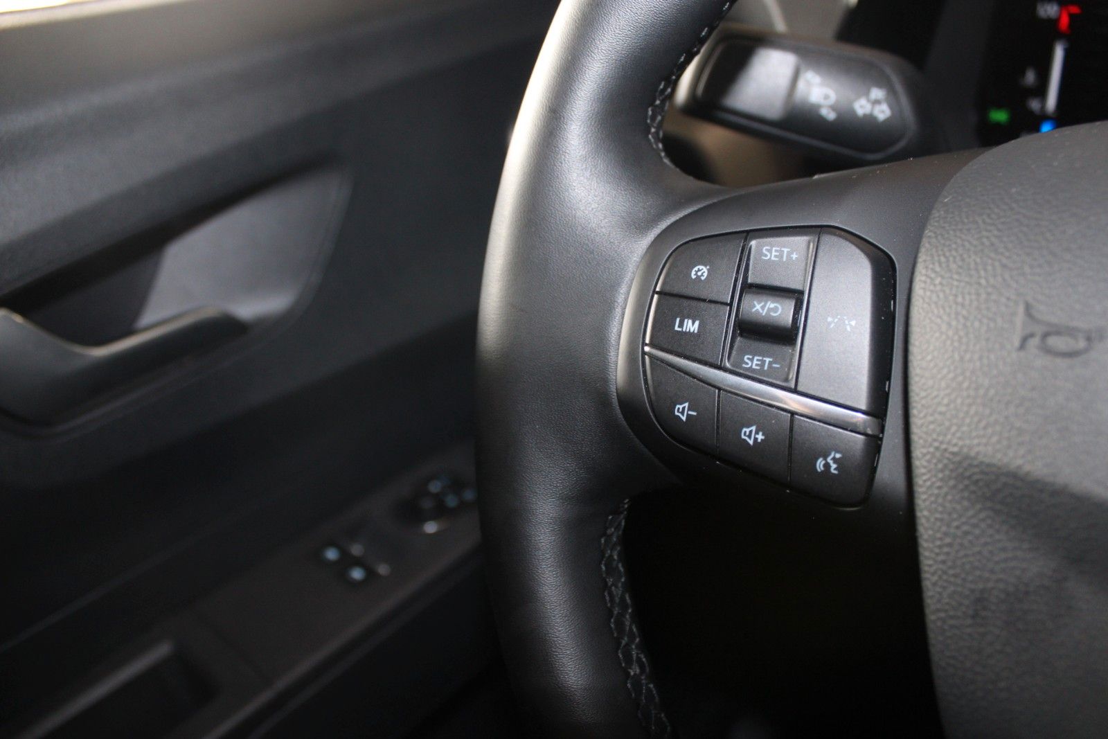 Fahrzeugabbildung Ford Transit Courier 1.5 EcoBlue TREND Kasten KLIMA