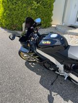 Aprilia RSV 4 Factory,Tüv Neu,erste Hand,unfallfrei,Dark - Angebote entsprechen deinen Suchkriterien