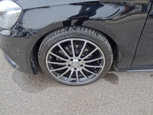 Fahrzeugabbildung Mercedes-Benz A 200/Edition/79TKM/SitzH/Navi/Leder/AMGFelgen/