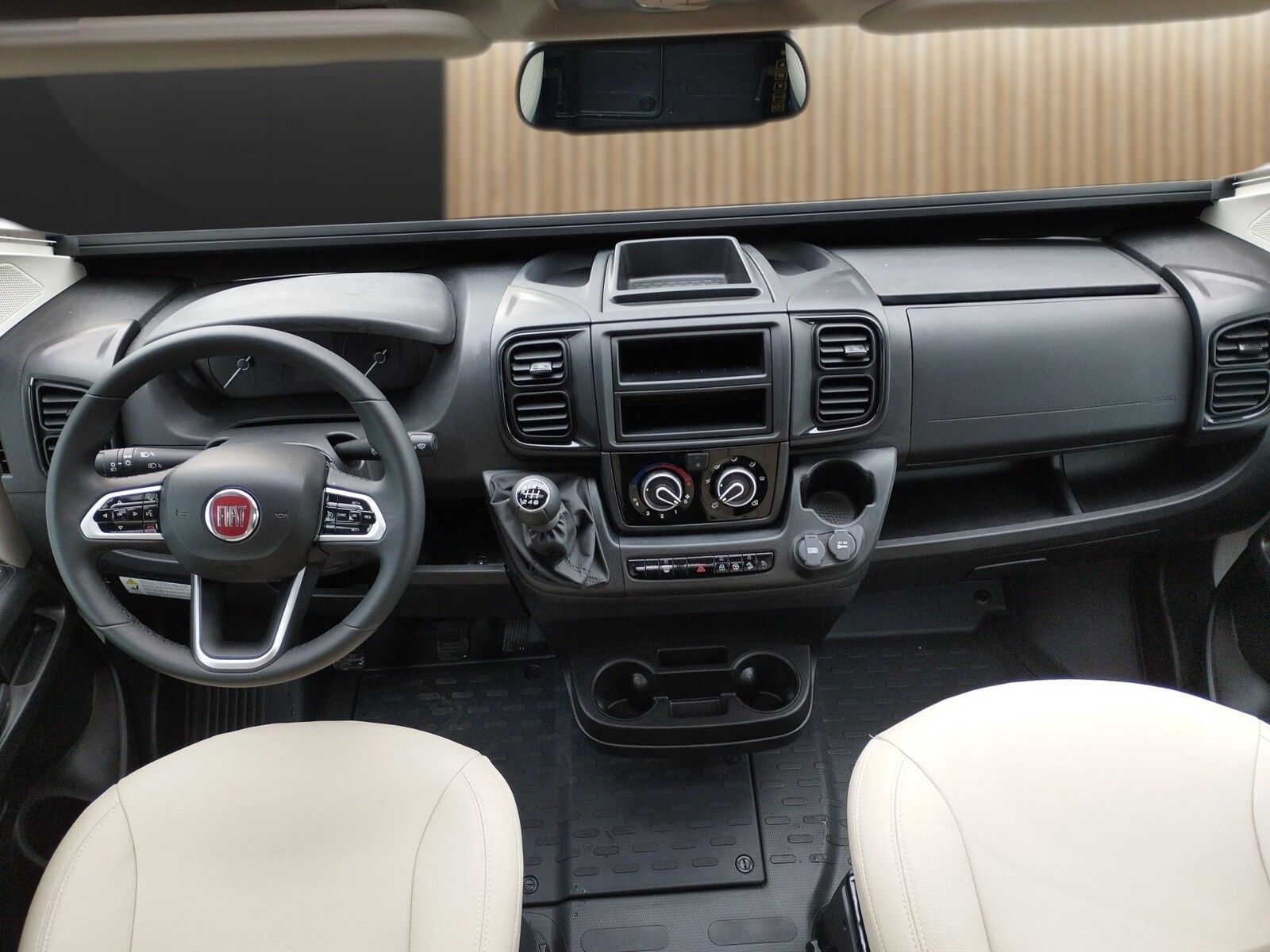 Fahrzeugabbildung Karmann Dexter DE 580 Captain-Chair-Sitze, Klima,