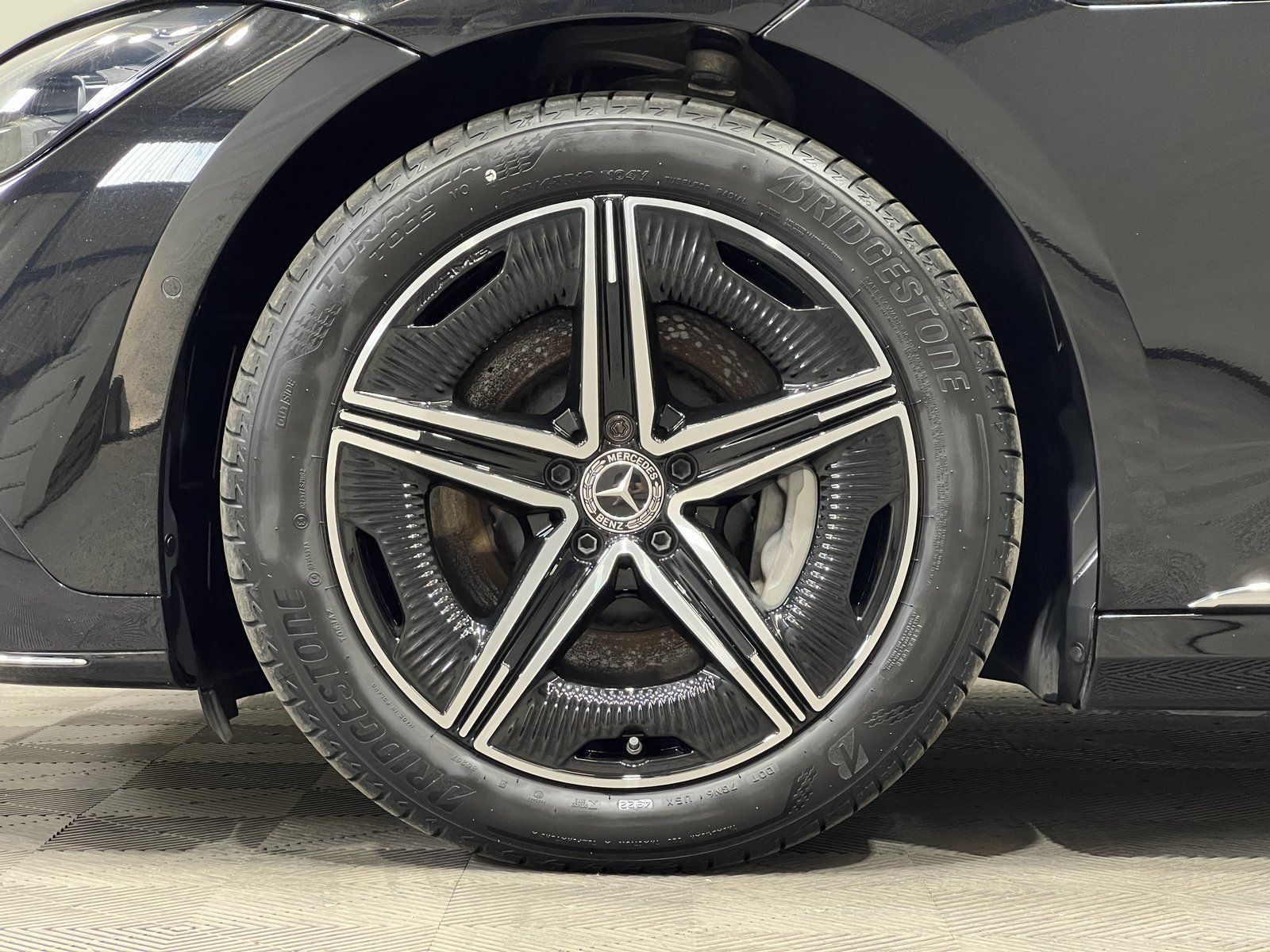 Mercedes-Benz EQE 500 4M AMG Premium Airmatic+PANO+22KW+4,5°HA foto 3