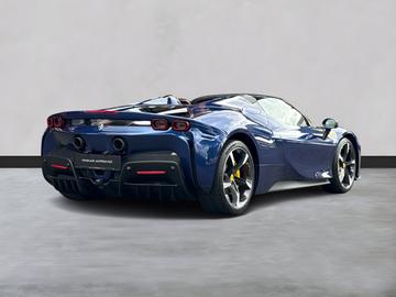2021 Ferrari SF90 照片 7