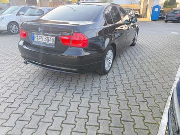 BMW 320 - 11