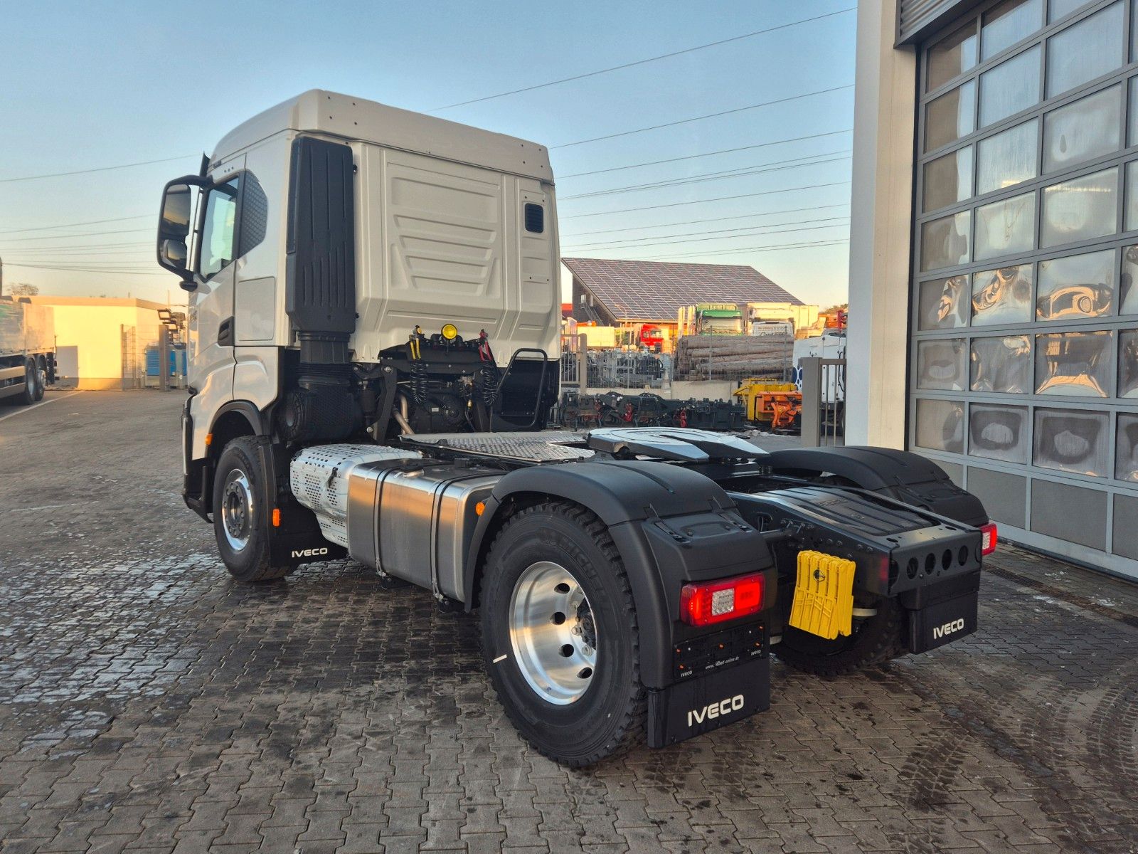 Fahrzeugabbildung Iveco AS440X50T/P ON+, Intarder, Alu-Felgen