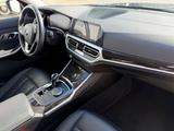 BMW 320d A. Luxury Line Head-Up Laser AHK Leder - BMW 320: 320d Luxury