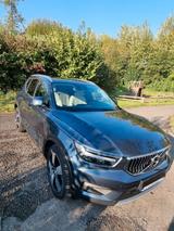 Volvo XC40 T4 AWD Inscription Automatik Volvogarantie - blaue Volvo XC40