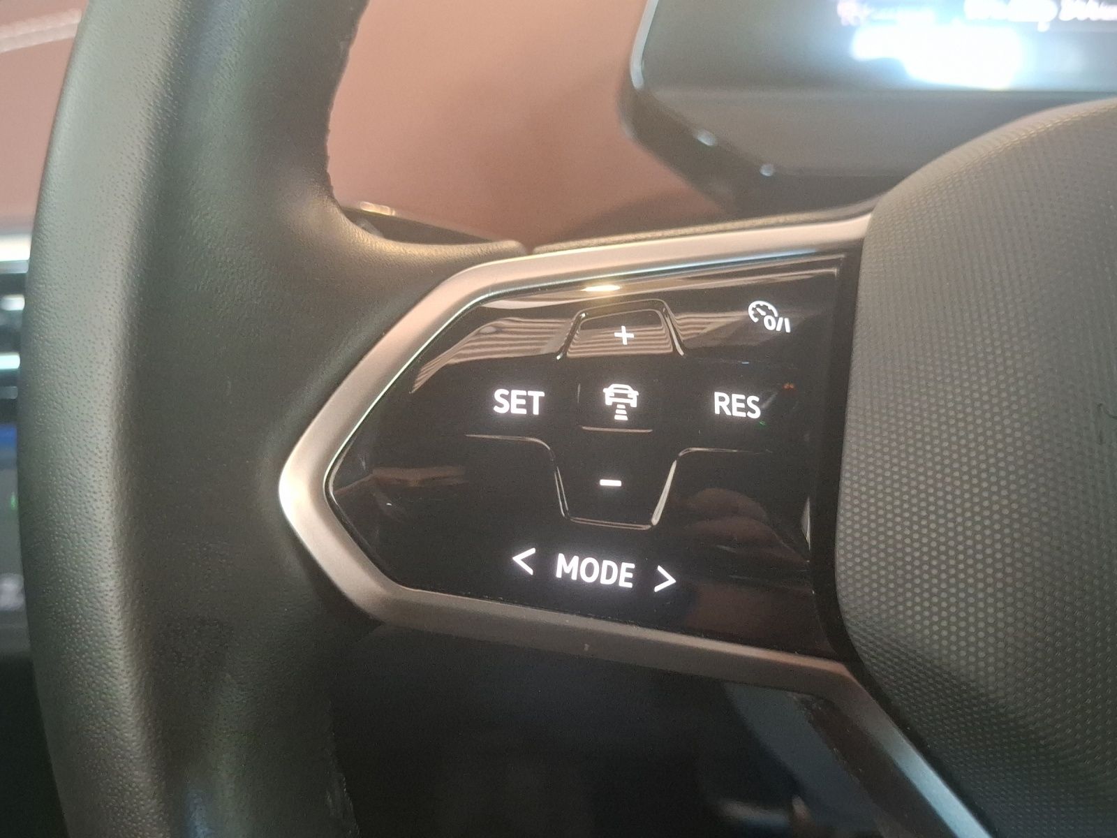 Fahrzeugabbildung Volkswagen ID.5 Pro LED Navi AID ACC RFK SHZ 19"