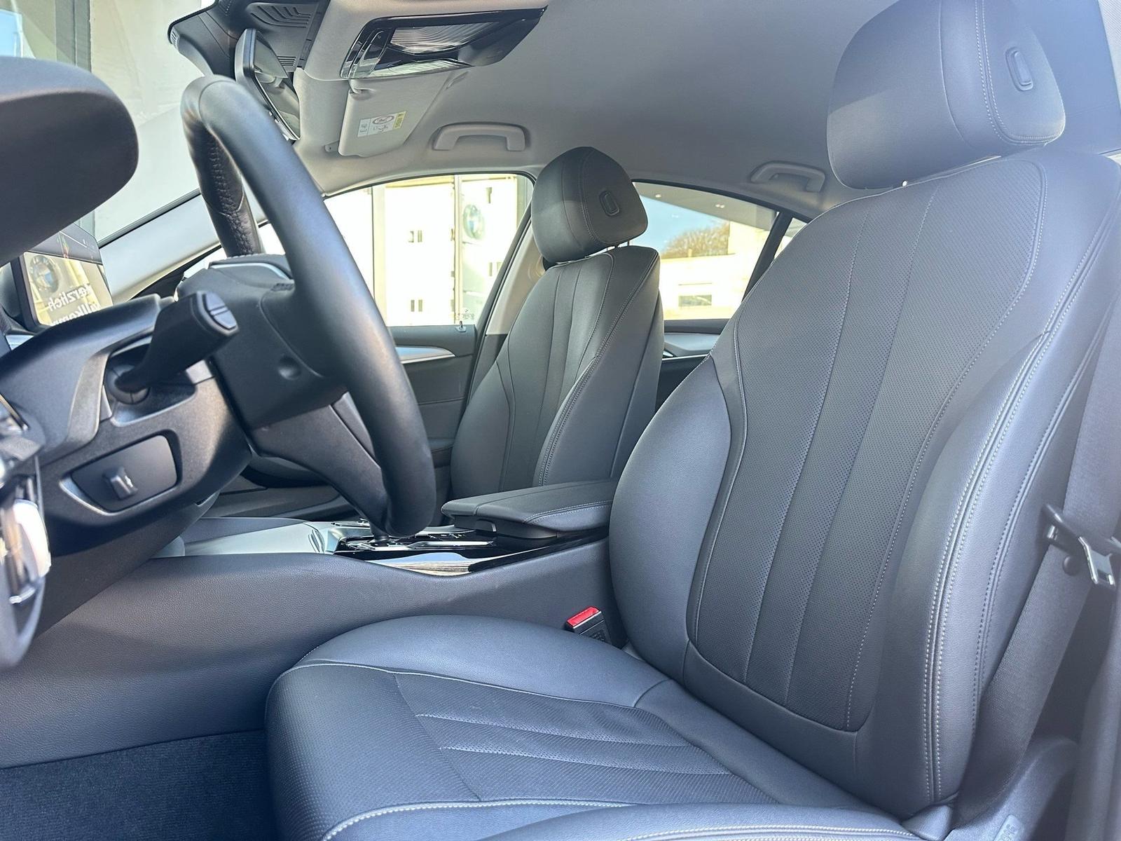 BMW 520d LC Prof. LED DA ACC PA Standh. Lhz