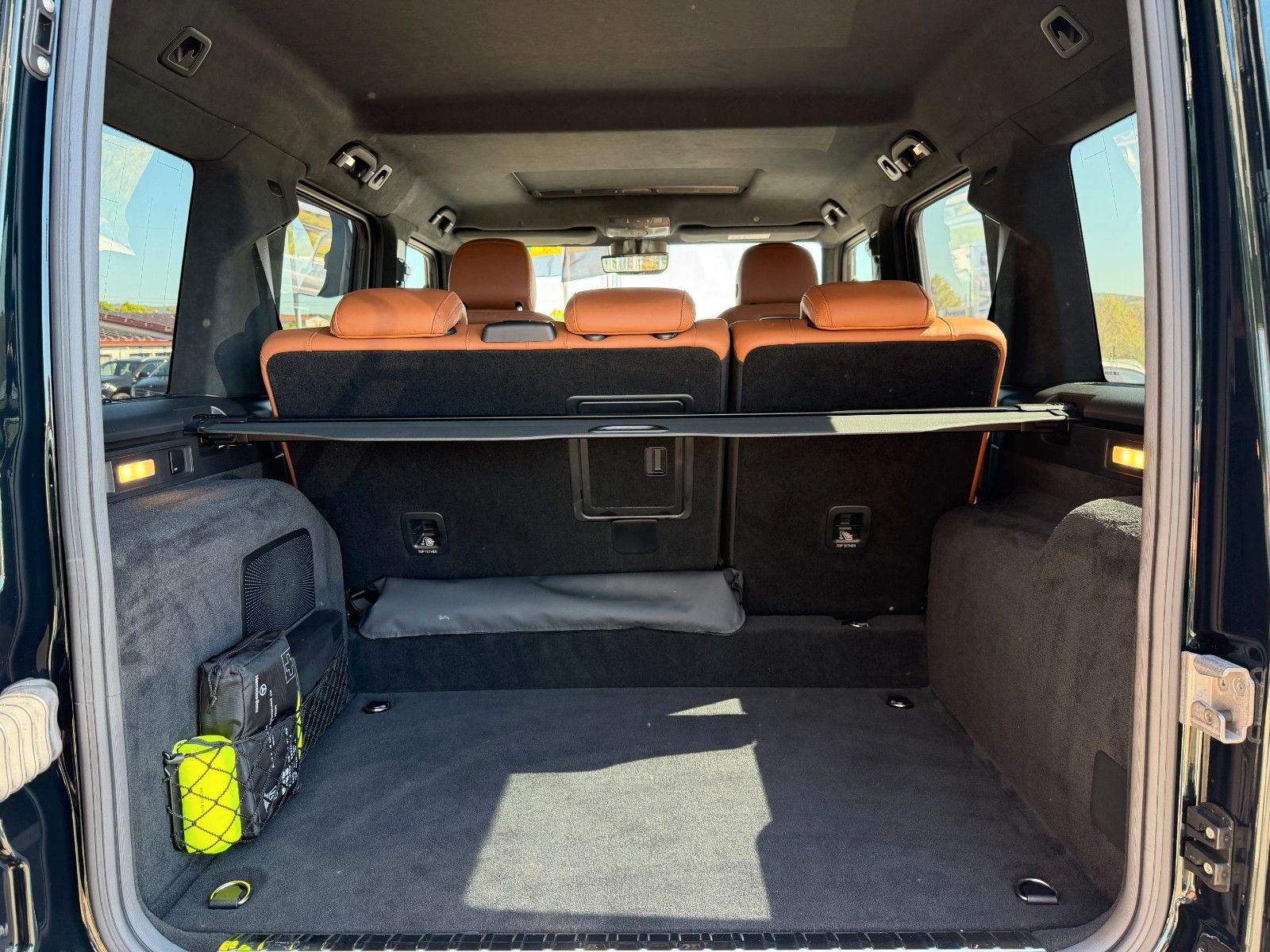 Fahrzeugabbildung Mercedes-Benz G 63 AMG 4x4² Professional+Night+Manufaktur