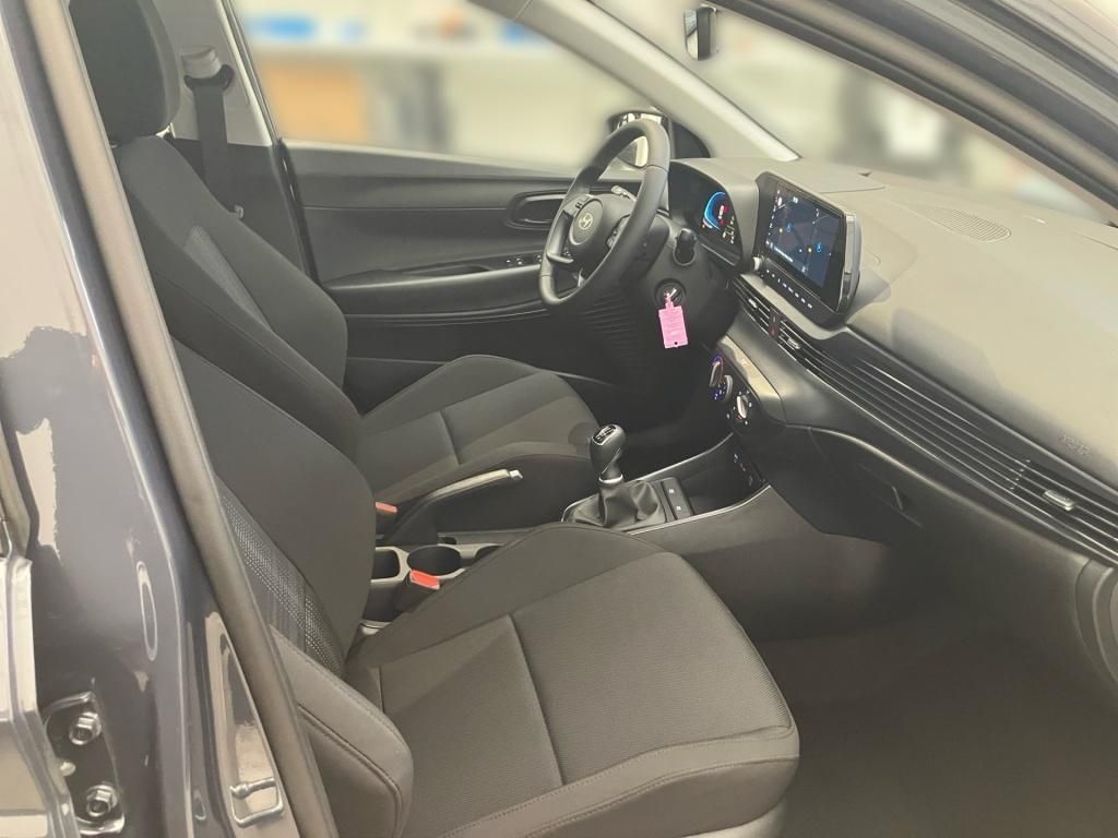 Fahrzeugabbildung Hyundai BAYON 1.0 T-GDI 6-MT Select Navi KAM PDC SpurH