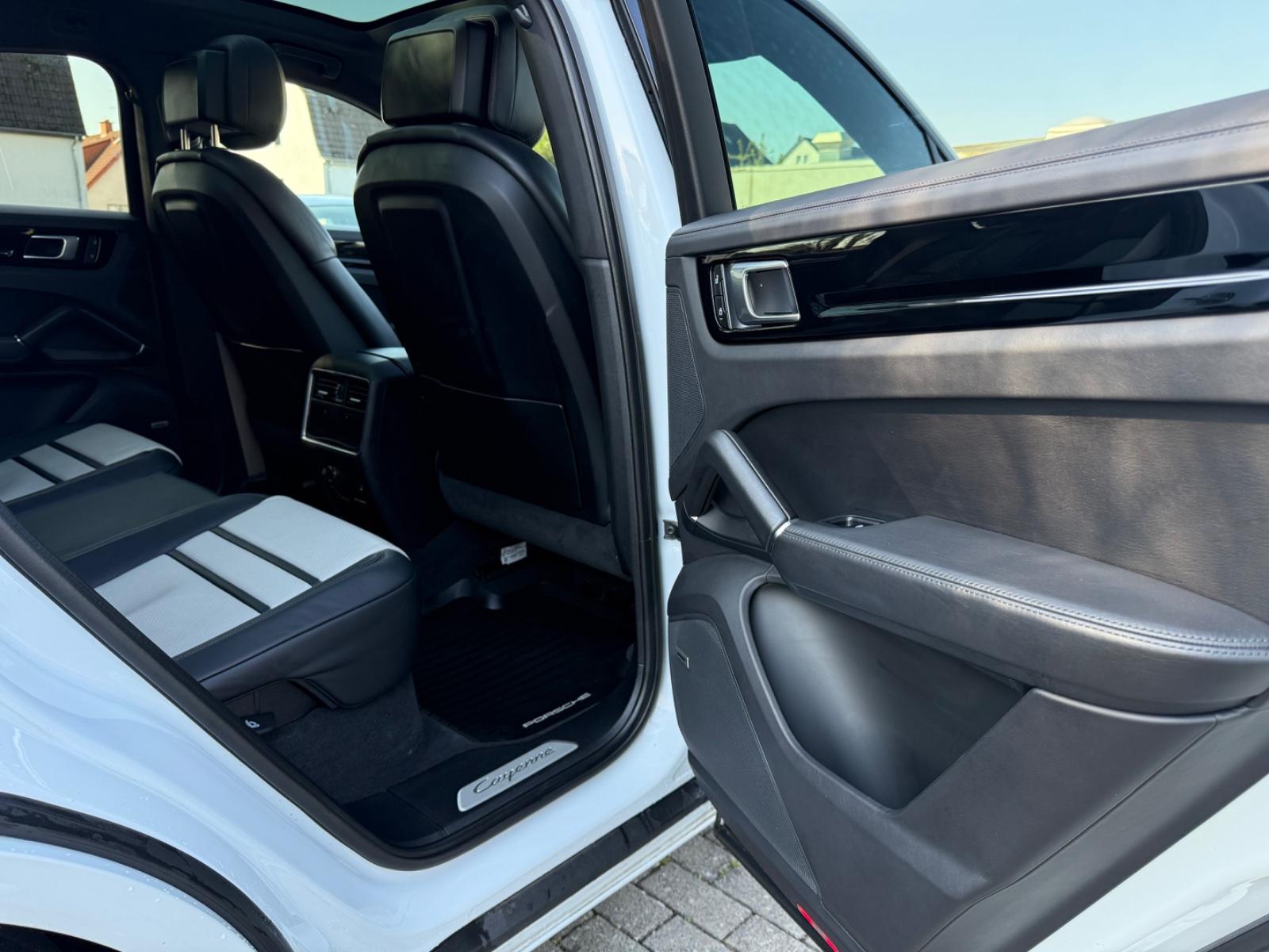 Porsche Cayenne Coupe GTS-Optik/Luft/HA-Lenk/SportAbgas