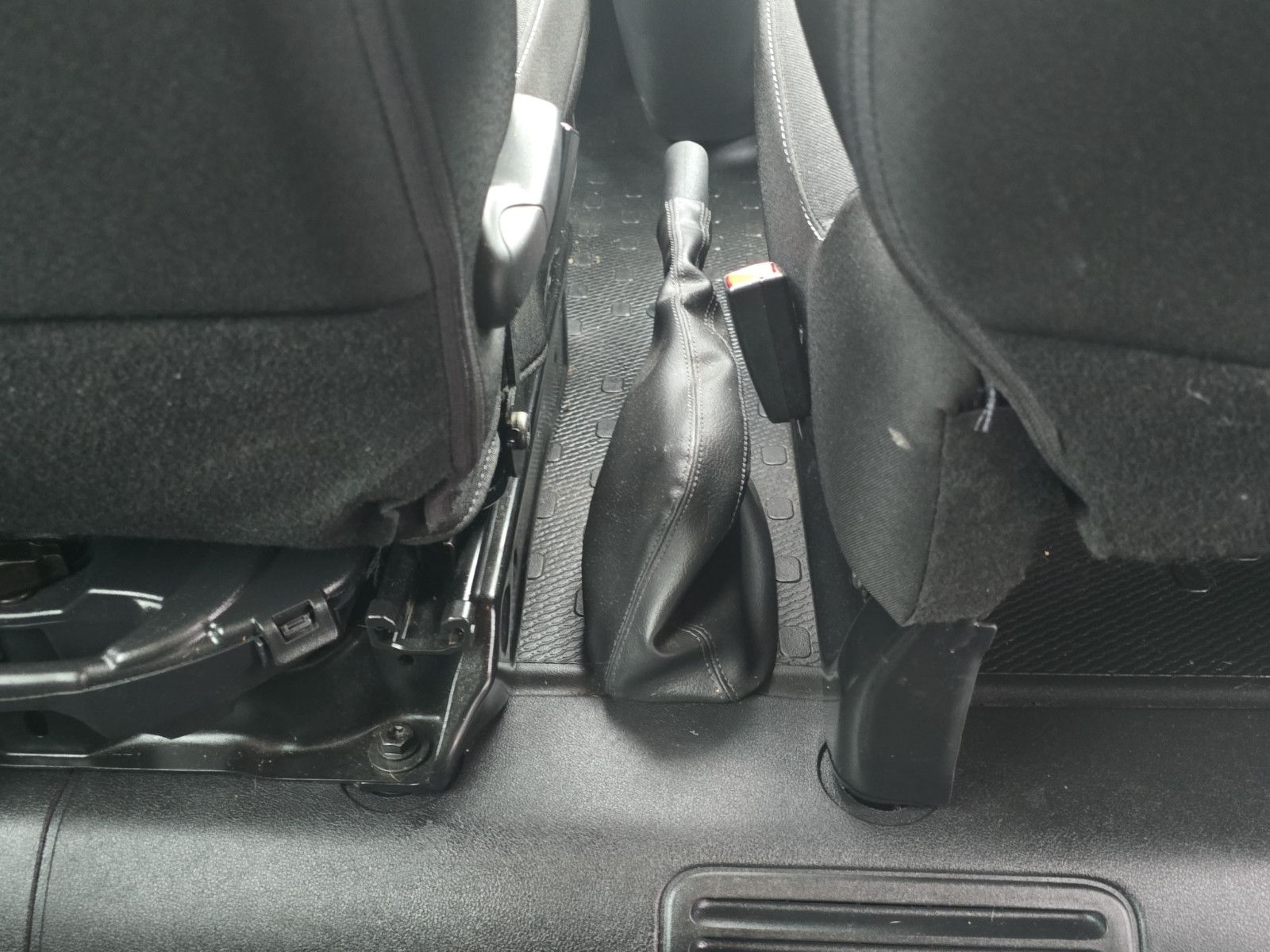 Fahrzeugabbildung Opel Vivaro B Kombi Aus 1.Hand 9-Sitze Klima Tempomat