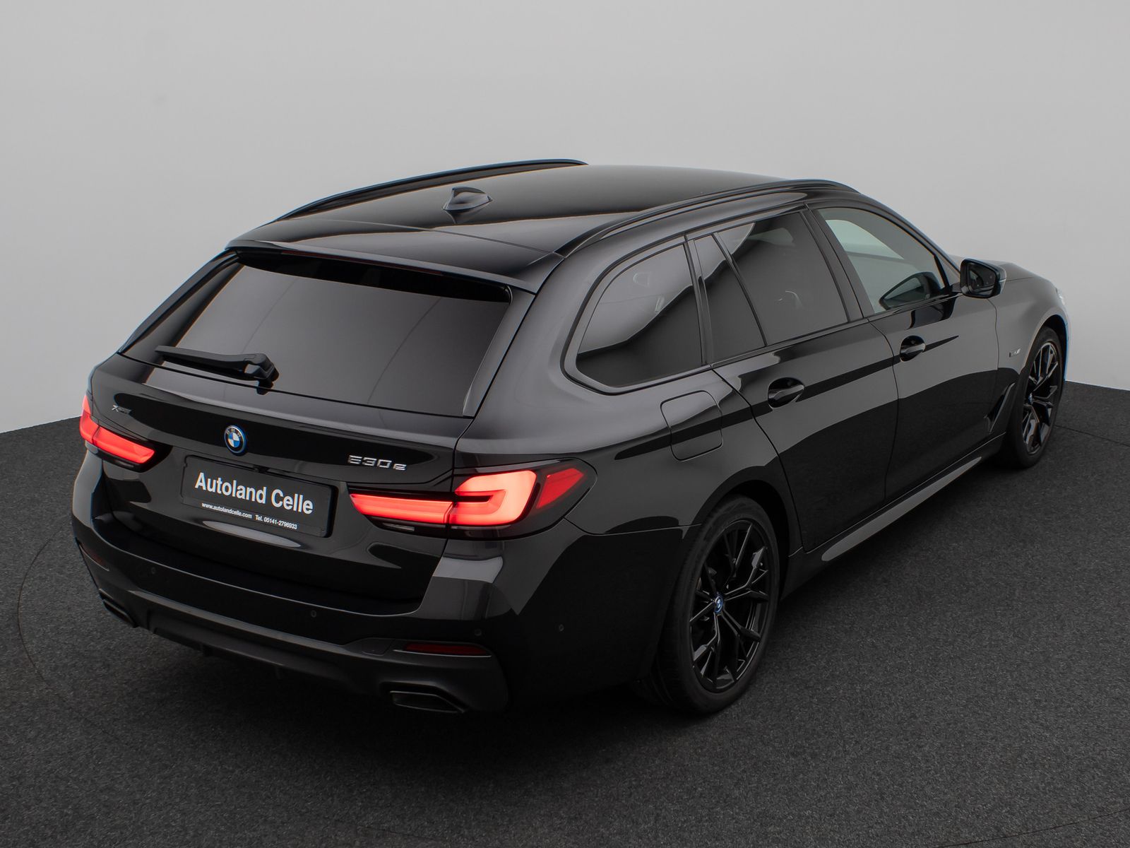 Fahrzeugabbildung BMW 530e xD M Sport Kamera Laser HUD DAB H/K Komfort