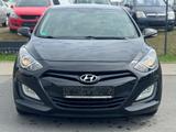 Hyundai i30 1.6 CRDI Style 128PS Automatik 1.Hand PDC - Hyundai i30: Crdi Style