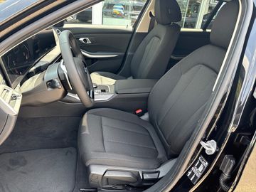 BMW 318i Touring DAB Tempomat Parkassistent Shz