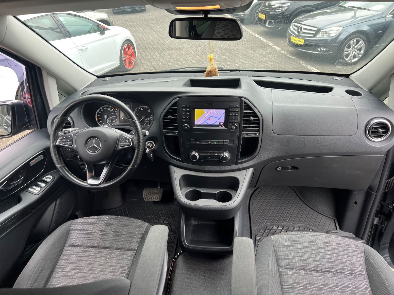 Fahrzeugabbildung Mercedes-Benz Vito Mixto 114/116 CDI, 119 CDI/BT 4MATIC lang