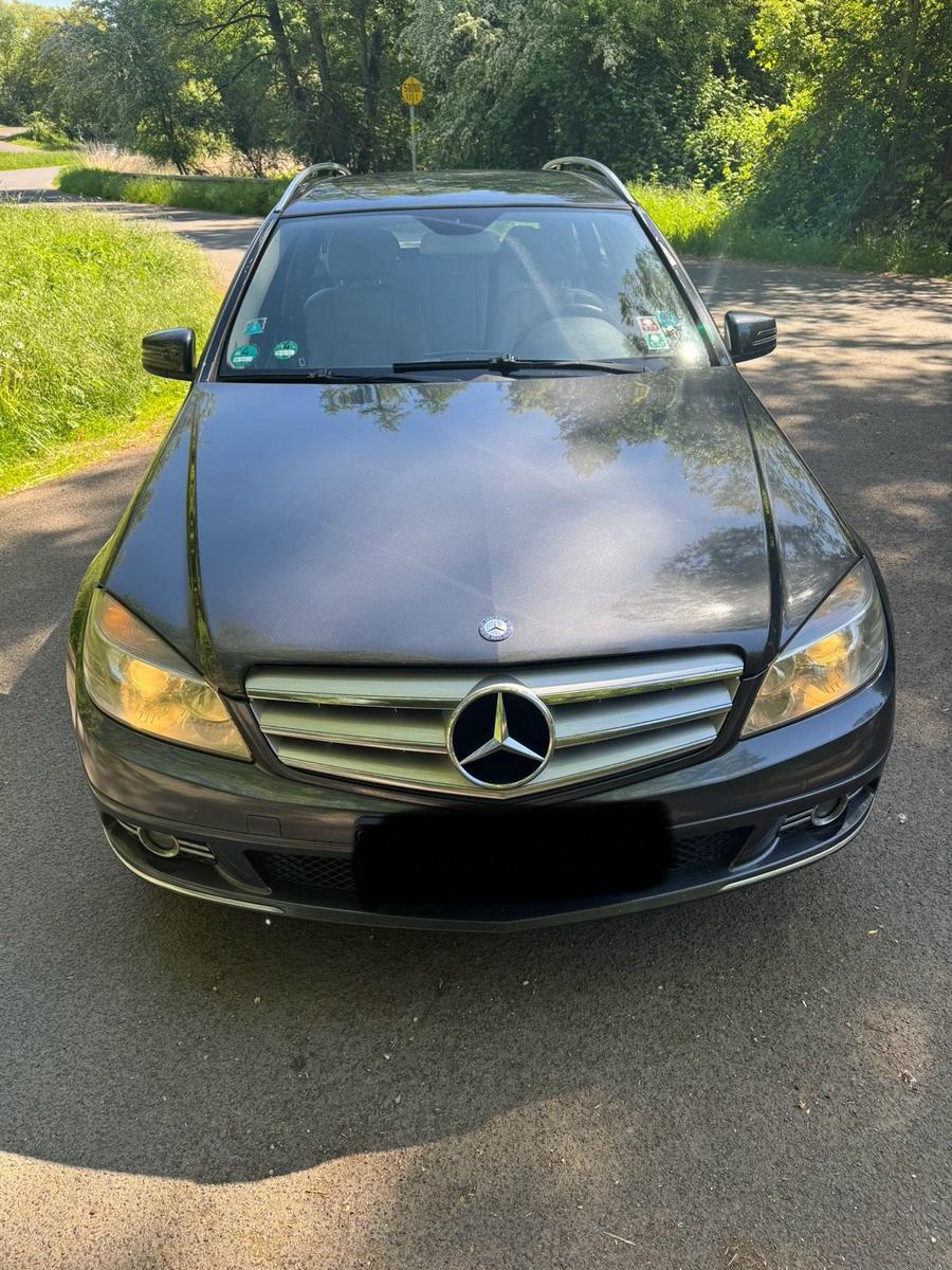 Mercedes-Benz C220, 2010