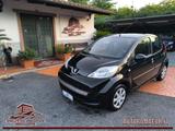Peugeot PEUGEOT 107 1.0 68CV 5p. Active TAGLIANDATA! PRE - Peugeot 107 Active mit Benzin-Antrieb