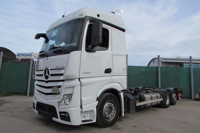 Mercedes-Benz 2545 6x2 JUMBO LENKACHSE 2 x Tank Nr.: 204