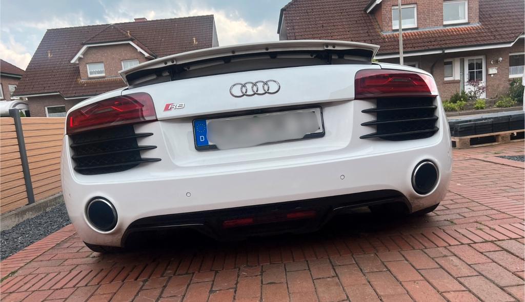 Audi R8