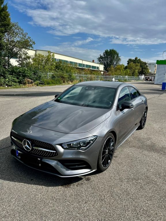 Image of Mercedes-Benz CLA 200