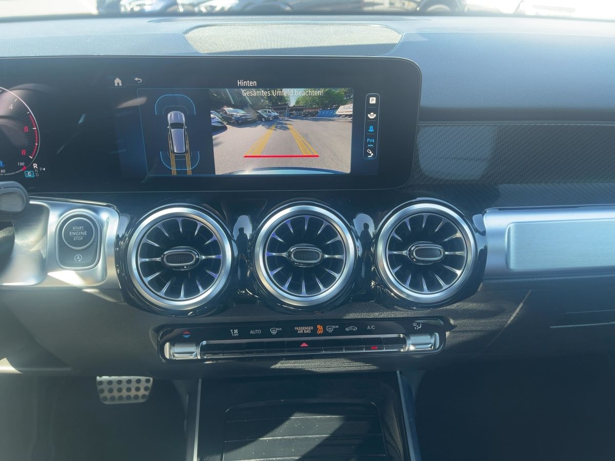 Fahrzeugabbildung Mercedes-Benz GLB 220 d 4M AMG/Night/Kamera/MBUX/AHK