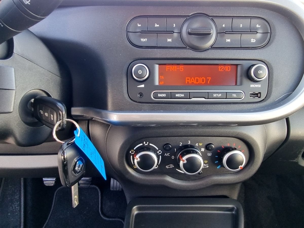 Fahrzeugabbildung Renault Twingo LIMITED 2018 TCe 90