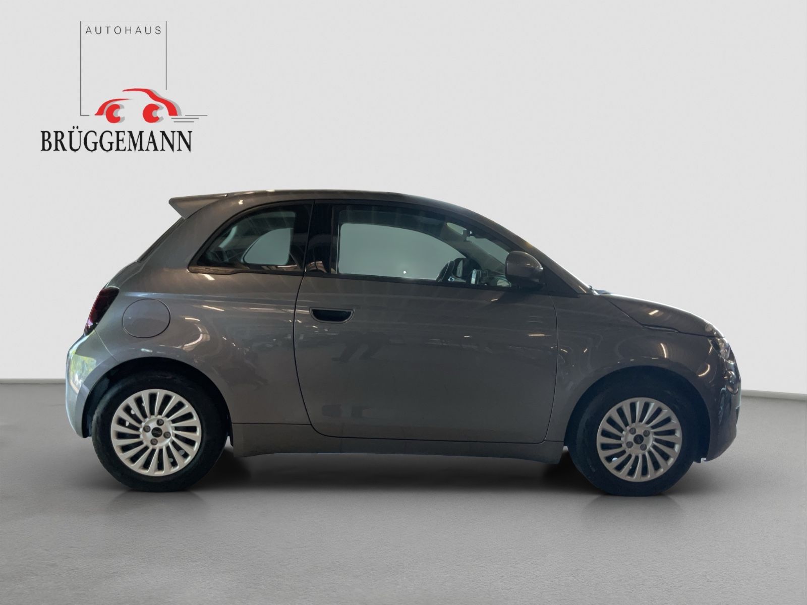 Fahrzeugabbildung Fiat 500e Action Radio + Winter Paket
