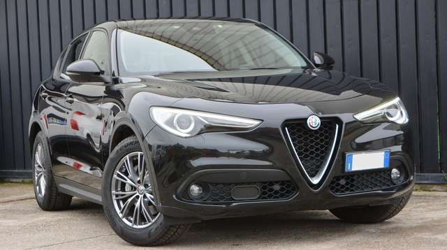 Alfa Romeo Stelvio 2.2 t Sport Tech rwd 160cv