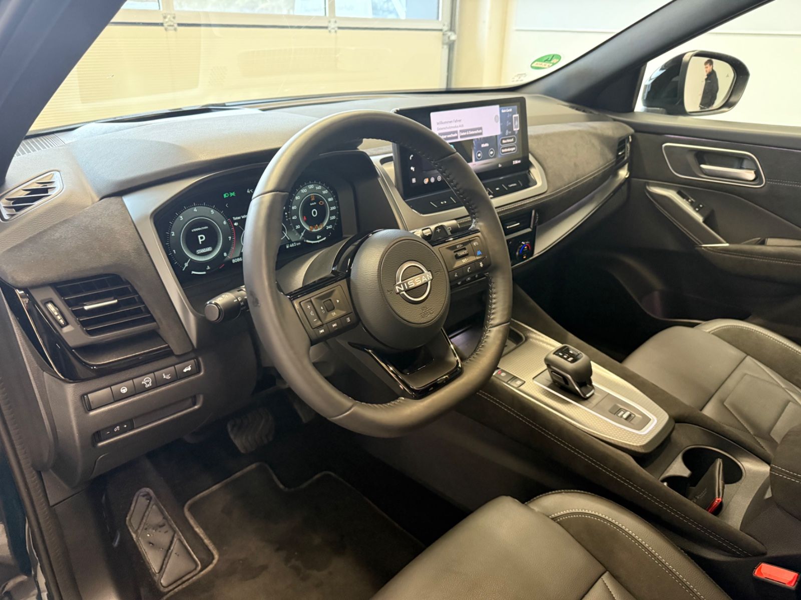 Fahrzeugabbildung Nissan Qashqai N-Design Komfort Paket Plus