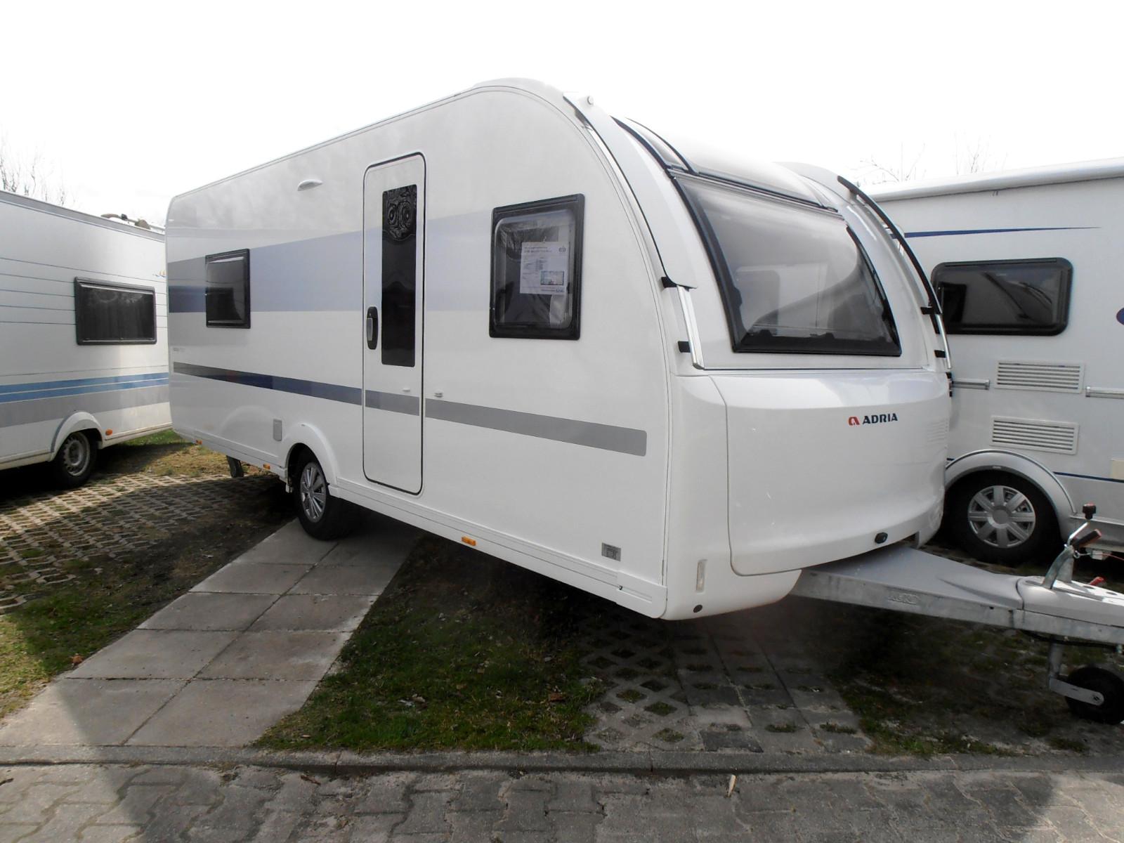 Adria Adora 572 UT Mover