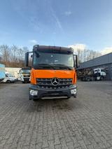 Mercedes-Benz 1832 Actros Kipper mit Hiab Kran XS111 org.98 Tk - Angebote