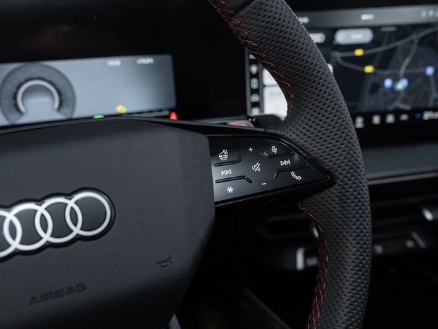 Audi Q3 SUV TFSI S line TECH-PRO+HUD+AHK+360°+SO