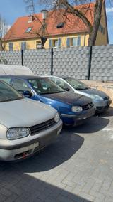 Volkswagen 3 Autos zu verkaufen Ersatzteile Schrott - Volkswagen Golf: 3er