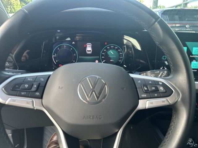 Golf VIII Variant 2.0 TDI Life NAVI LED 16"ALU S