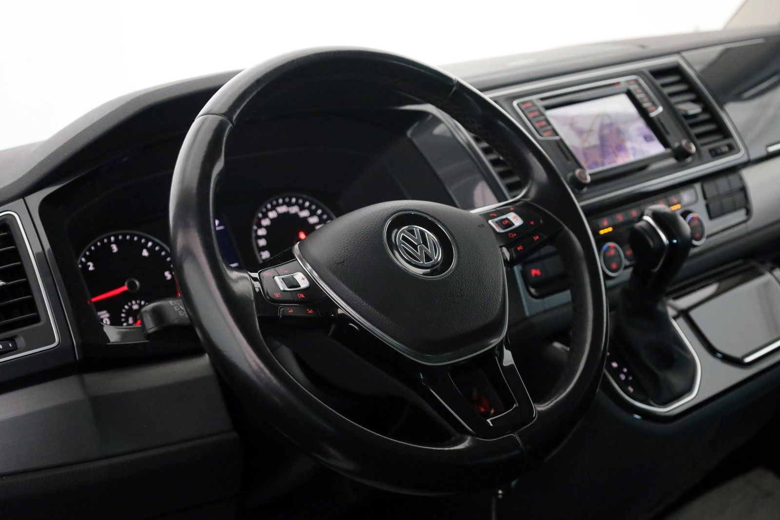 Fahrzeugabbildung Volkswagen T6 Multivan Comfortline Navi,SH,PDC,Kamera,AHK