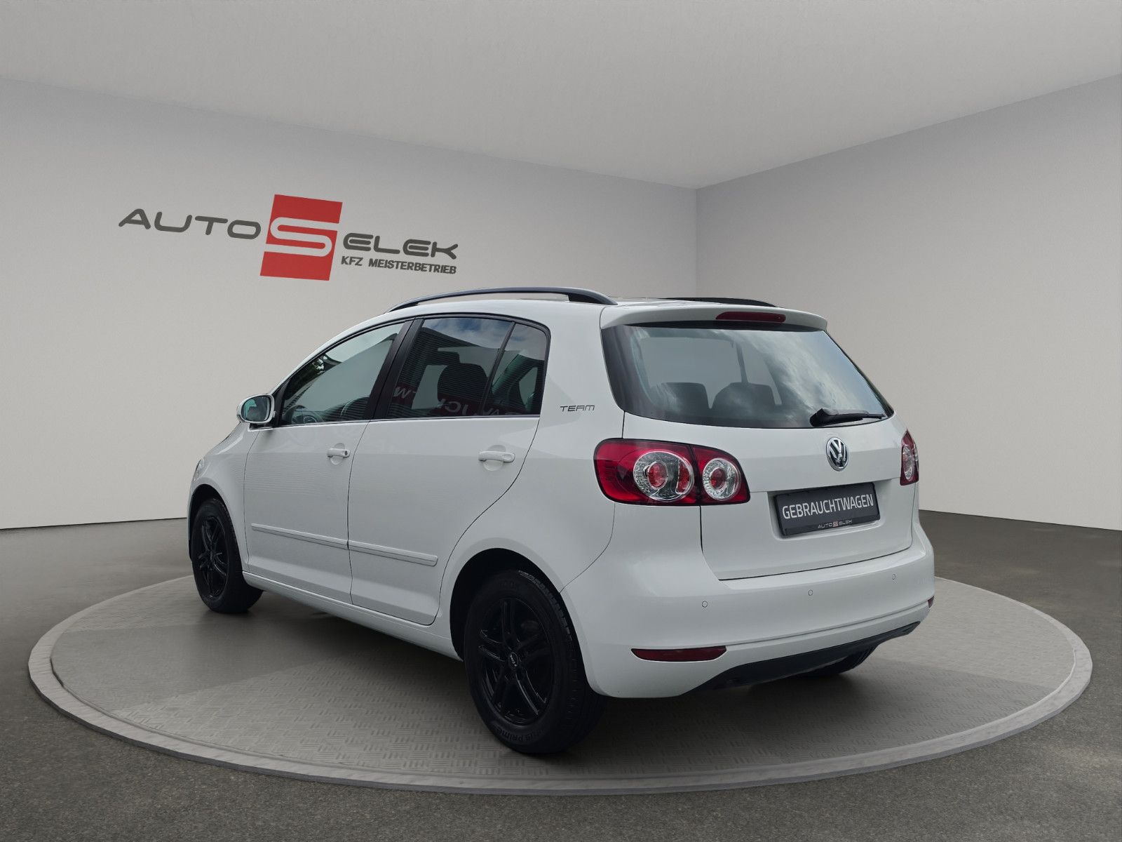 Fahrzeugabbildung Volkswagen Golf Plus VI Team AUTOMATIK STEUERKETT TÜV NEU