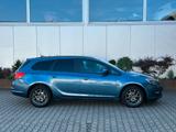 Opel Astra J ST 1.6 Selection*Temp*AC*TÜV+Insp. NEU - Opel Astra: Kombi, 1.6