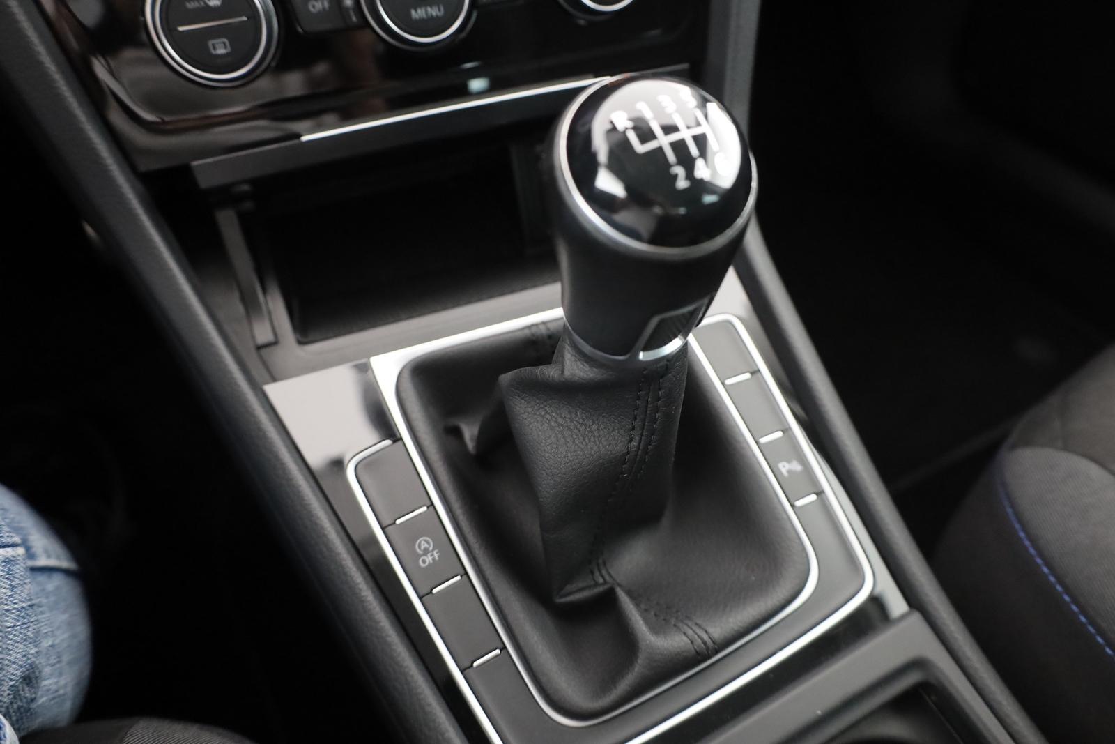 Volkswagen Golf VII 1.5 TSI Join Navi Sitzheizung ACC PDC