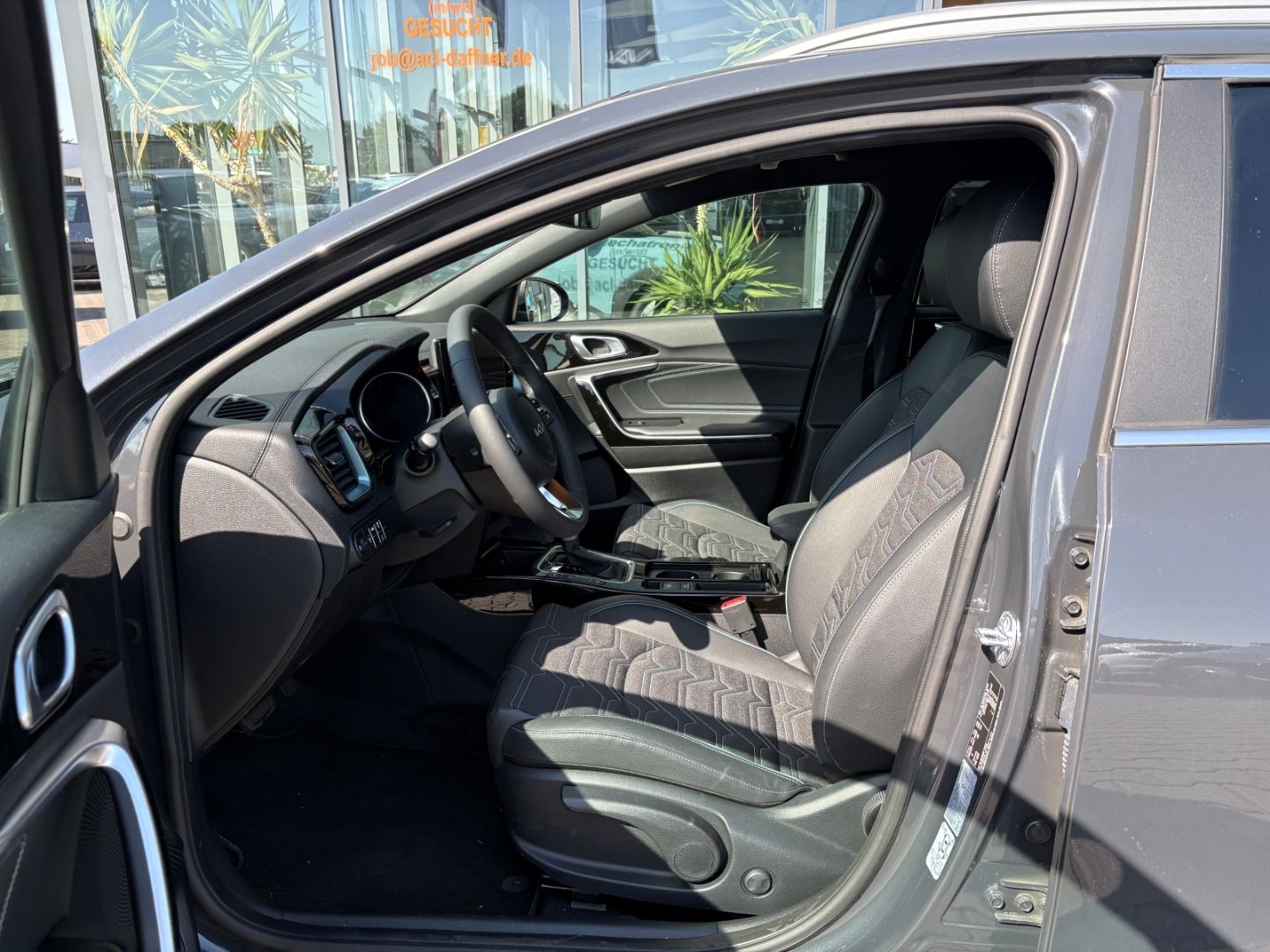 Fahrzeugabbildung Kia XCeed Nightline Edition Navi Digitales Cockpit L