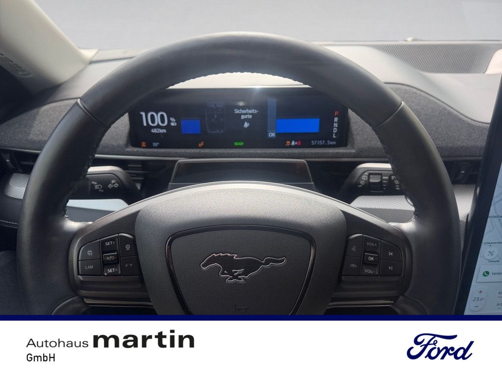 Fahrzeugabbildung Ford Mustang MACH-E Basis Extended Range PANO 360°