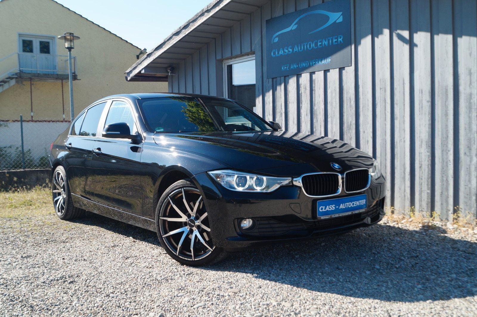 BMW 320d Lim.|Aut.|3.Hand|Bi-Xenon|Navi